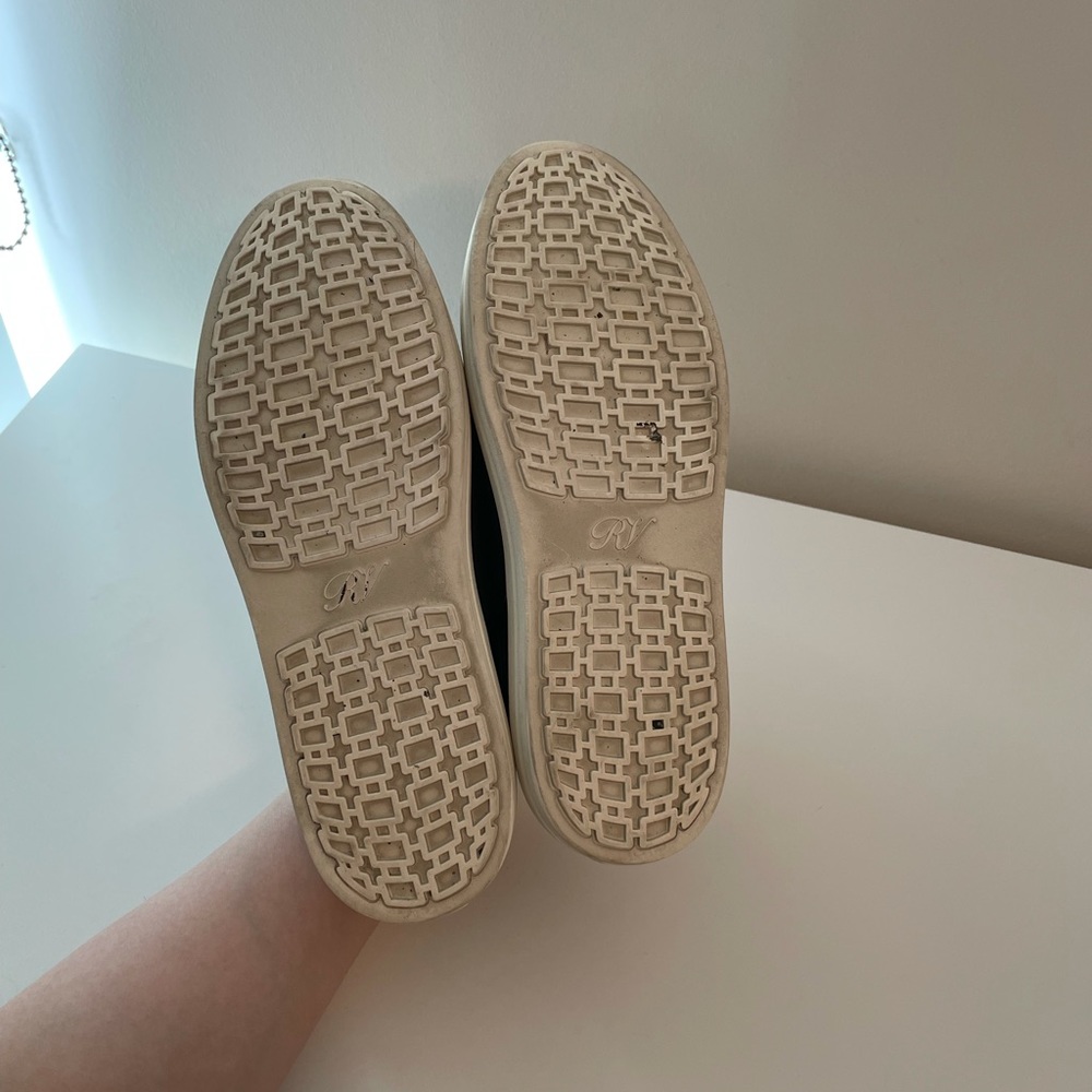 Roger Vivier strass patent leather sneaker size 37 - Picture 11 of 11